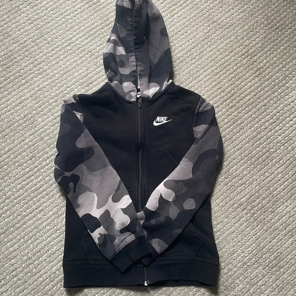 Nike Boys Hooded Zip Up Sweatshirt
